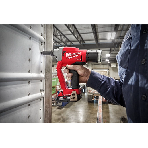 Milwaukee M18 FUEL™ rivet tool with ONE-KEY™