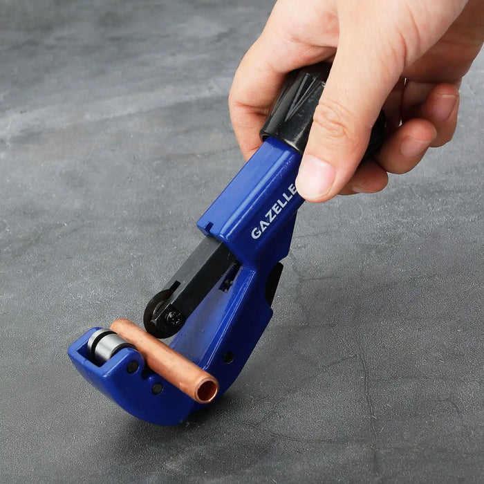 Gazelle G80225 1/8-1 1/4 In. Tubing Cutter (3-32mm)
