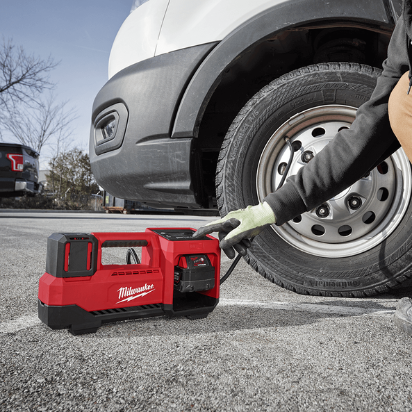 Milwaukee M18™ Inflator (Tool Only)