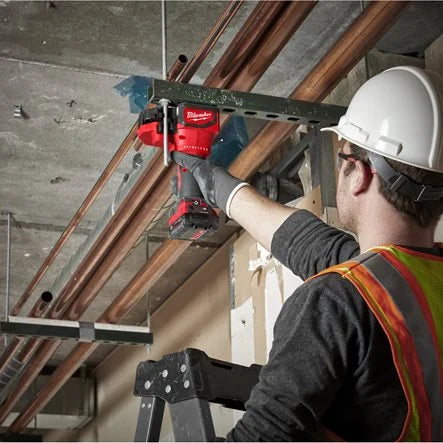 Milwaukee M18™ brushless threaded rod cutter